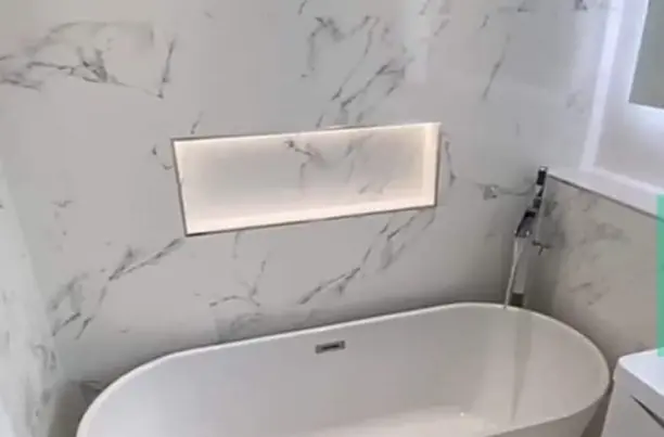 What is Acrylic Bathtub Remodeling in Lexington, KY?